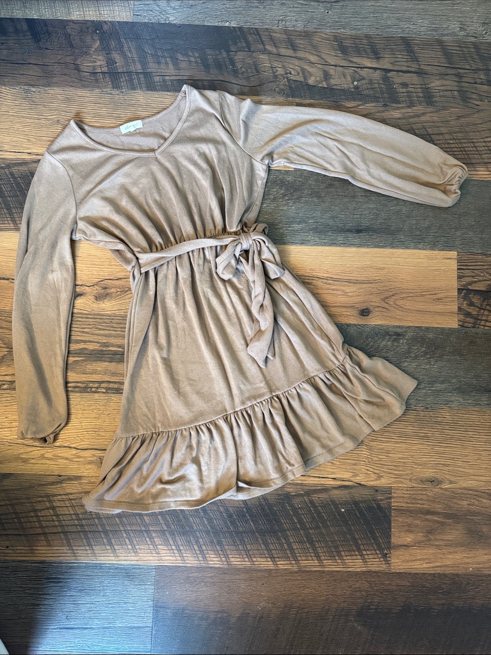 Women's Casual Supersoft Ruffle Belted Long-Sleeve Dress in Tan-NEW WITHOUT TAGS